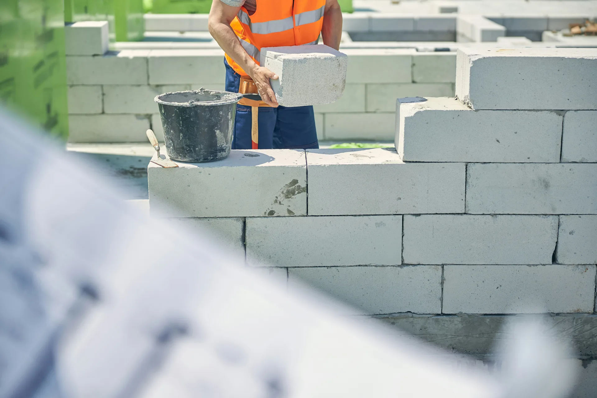 reinforced commercial retaining wall at a Oshawa site