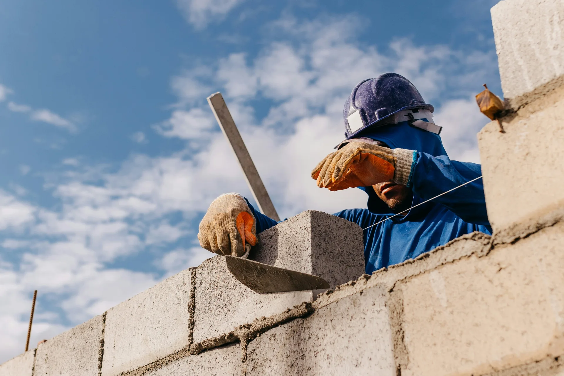 commercial block retaining wall under construction in Oshawa