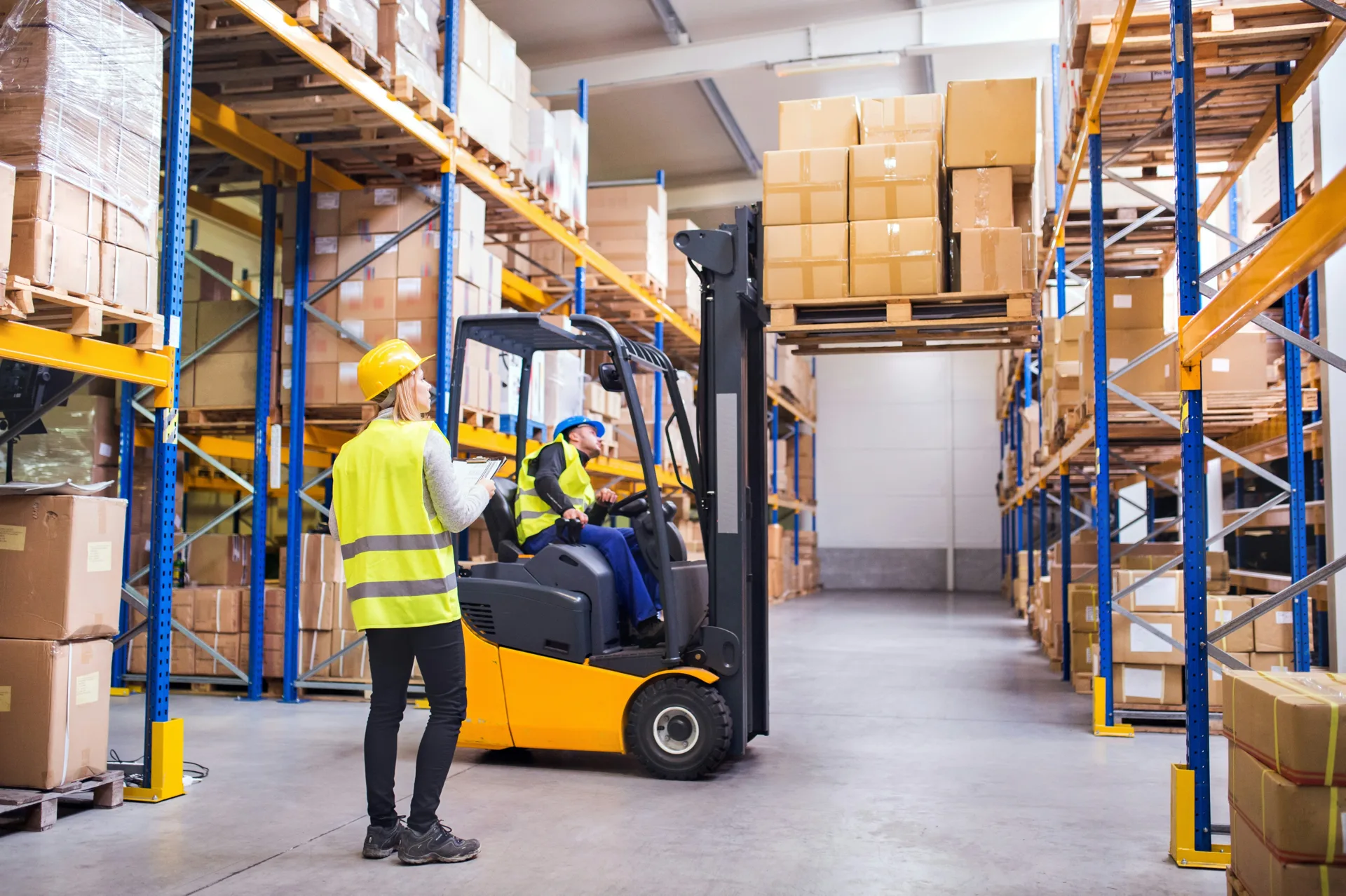 forklift on a finished warehouse concrete floor in Oshawa