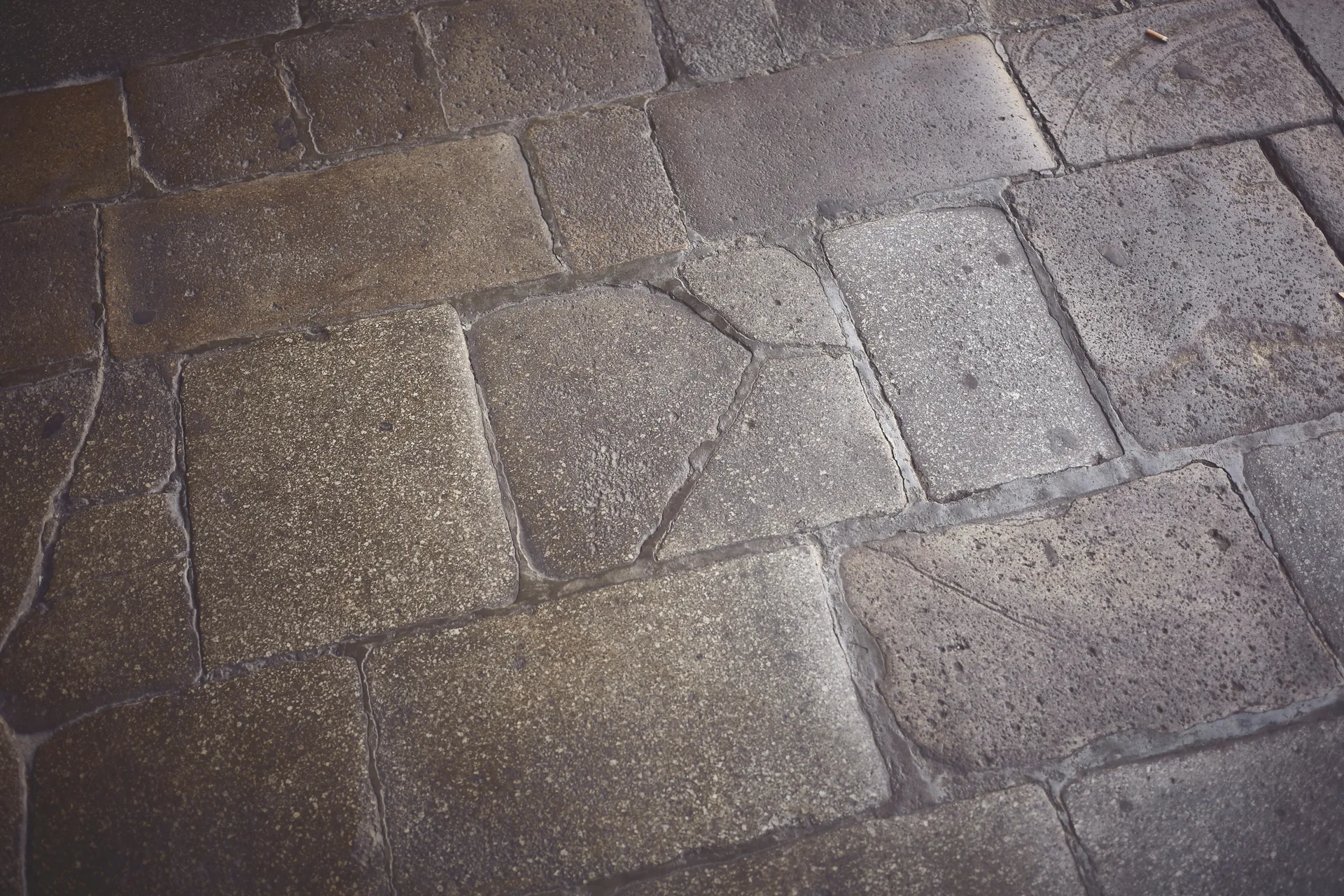 textured decorative concrete walkway at a Oshawa home
